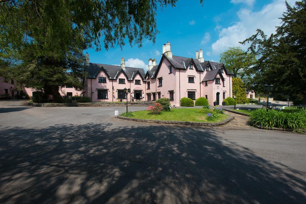 Cwrt Bleddyn Hotel & Spa Usk Exterior foto